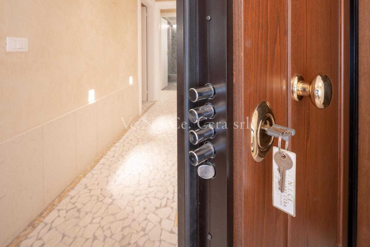 Apartmán Ve.N.I.Ce. Cera Ca' Del Gondoliere Benátky Exteriér fotografie